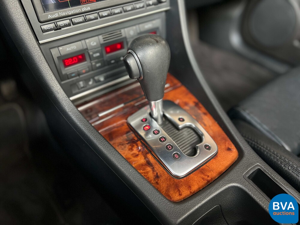 Audi A4 Cabrio 2.4 V6 Pro Line 170PS 2004 -Org. NL-, 39-PH-XR.