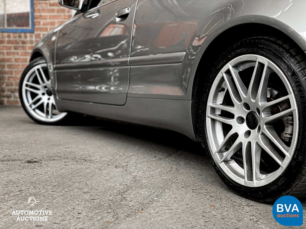 Audi A4 Cabrio 2.4 V6 Pro Line 170PS 2004 -Org. NL-, 39-PH-XR.