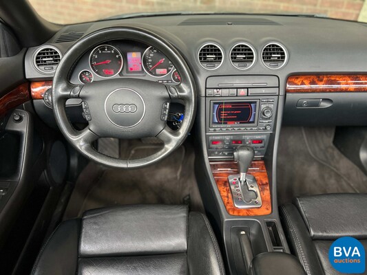 Audi A4 Convertible 2.4 V6 Pro Line 170hp 2004 -Org. NL-, 39-PH-XR.