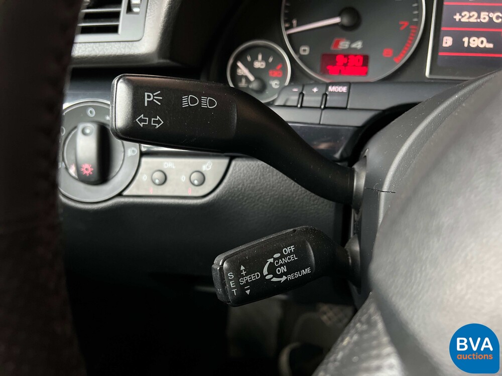 Audi S4 Avant 4.2 V8 quattro Pro Line 344 PS 2006, 67-XB-NT.