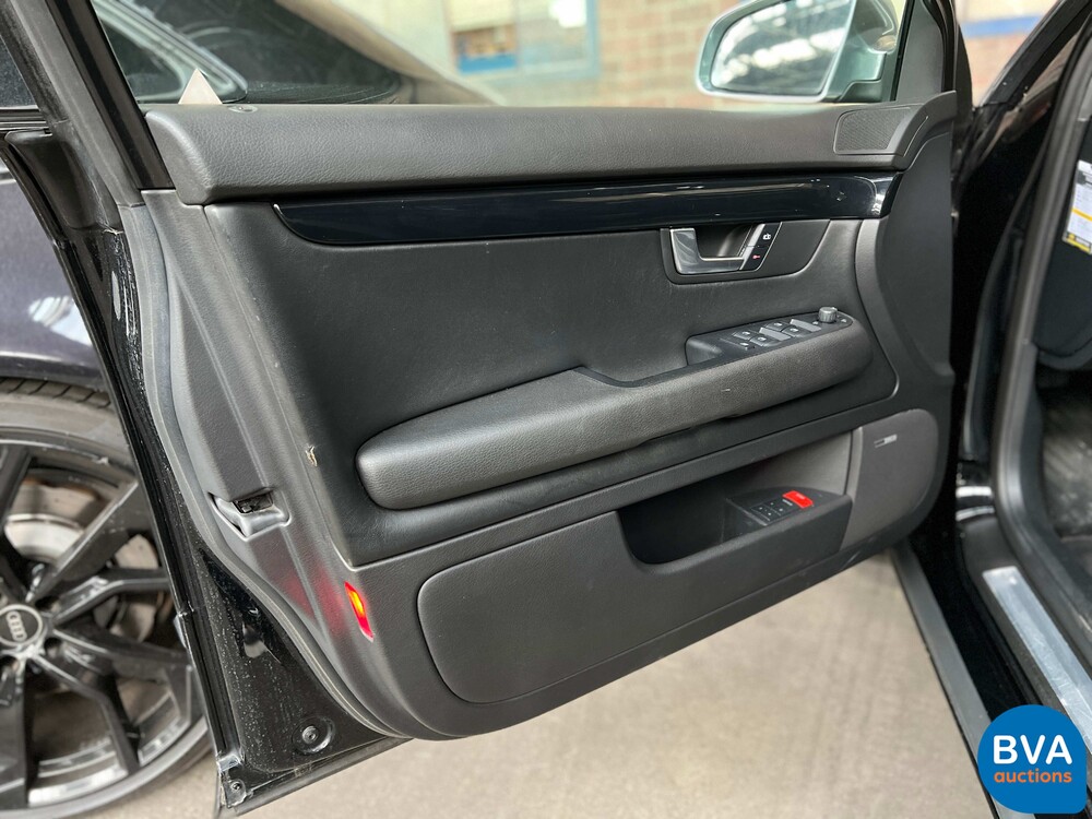 Audi S4 Avant 4.2 V8 quattro Pro Line 344 PS 2006, 67-XB-NT.