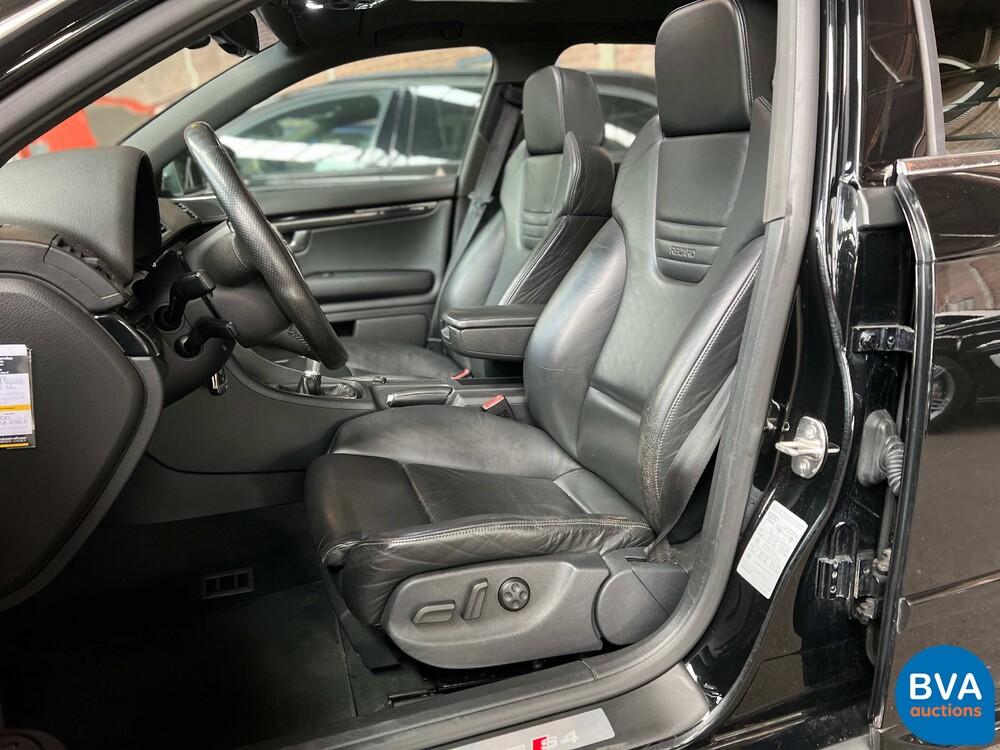 Audi S4 Avant 4.2 V8 quattro Pro Line 344 PS 2006, 67-XB-NT.