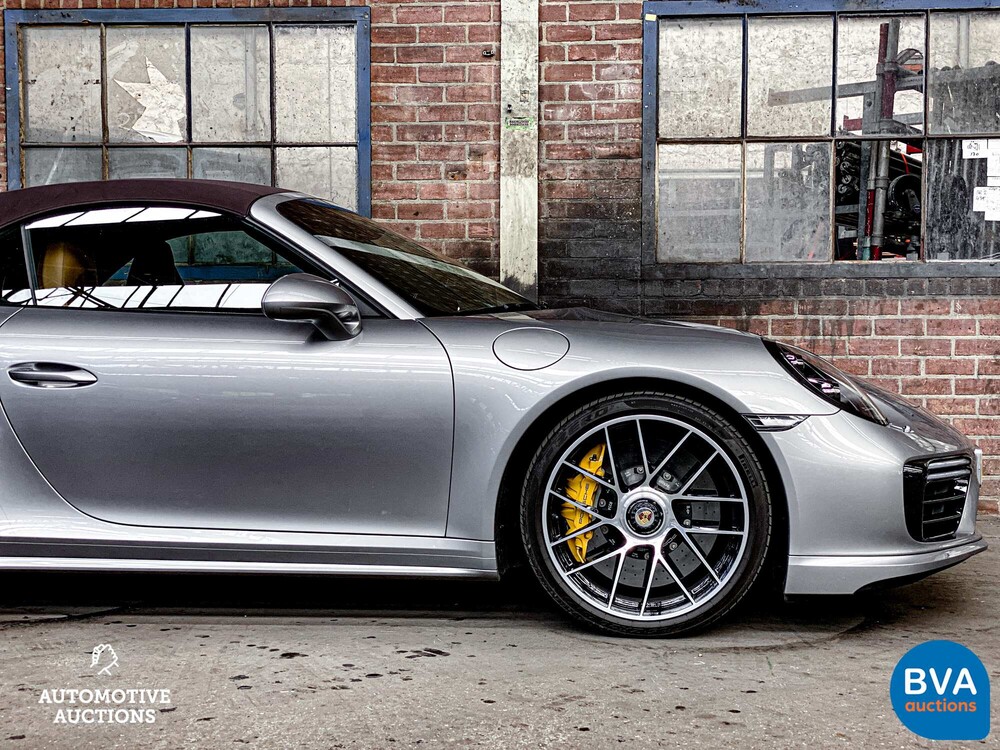 Porsche 911 991 3.8 Turbo S Cabriolet SportChrono 581PS 2017 911.2 GESICHTSLIFT.