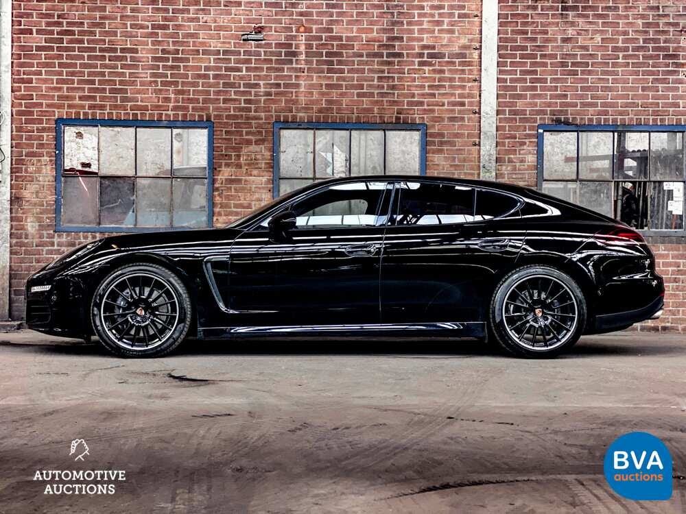 Porsche Panamera 3.6 V6 SportChrono Executive 310 PS 2013, KV-889-L.