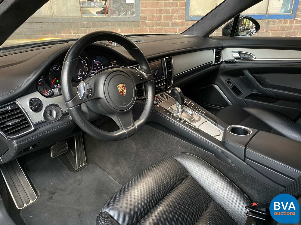 Porsche Panamera 3.6 V6 SportChrono Executive 310 PS 2013, KV-889-L.