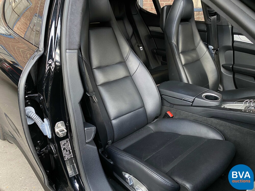 Porsche Panamera 3.6 V6 SportChrono Executive 310 PS 2013, KV-889-L.