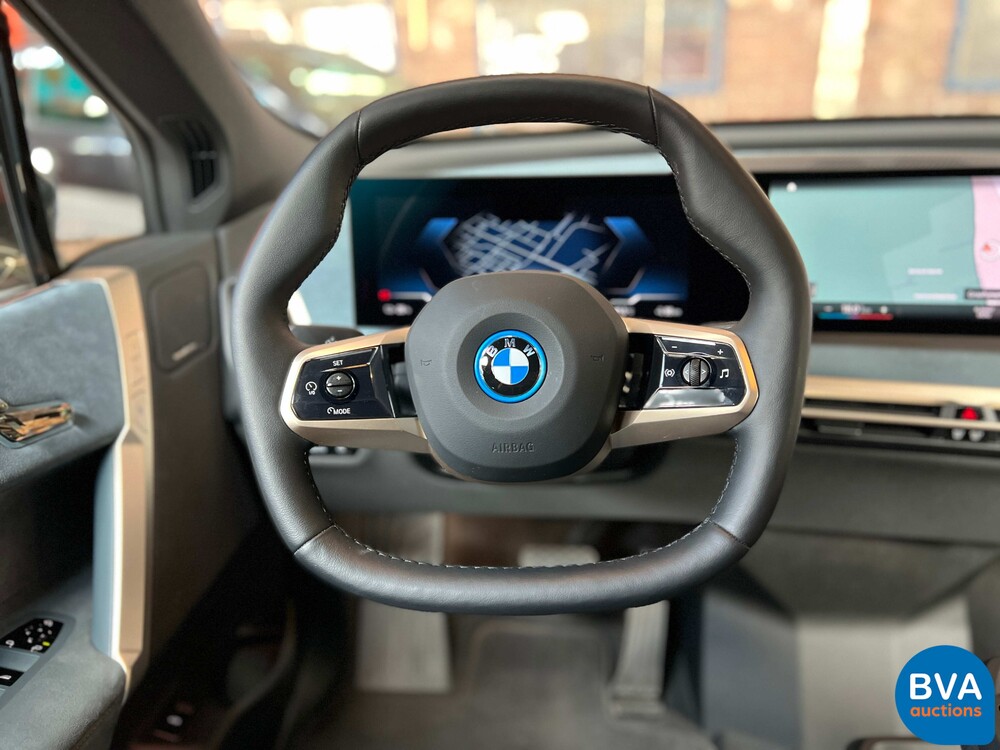 BMW iX xDrive40 Automatik 326PS 2021 -GARANTIE-.