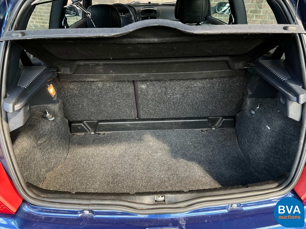 Renault Sport Clio RS2.0 16v 2004 -YOUNGTIMER-.