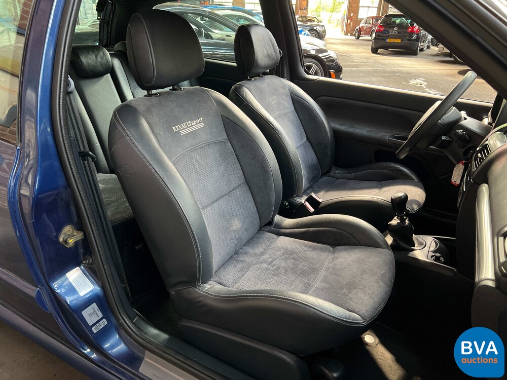 Renault Sport Clio RS2.0 16v 2004 -YOUNGTIMER-.