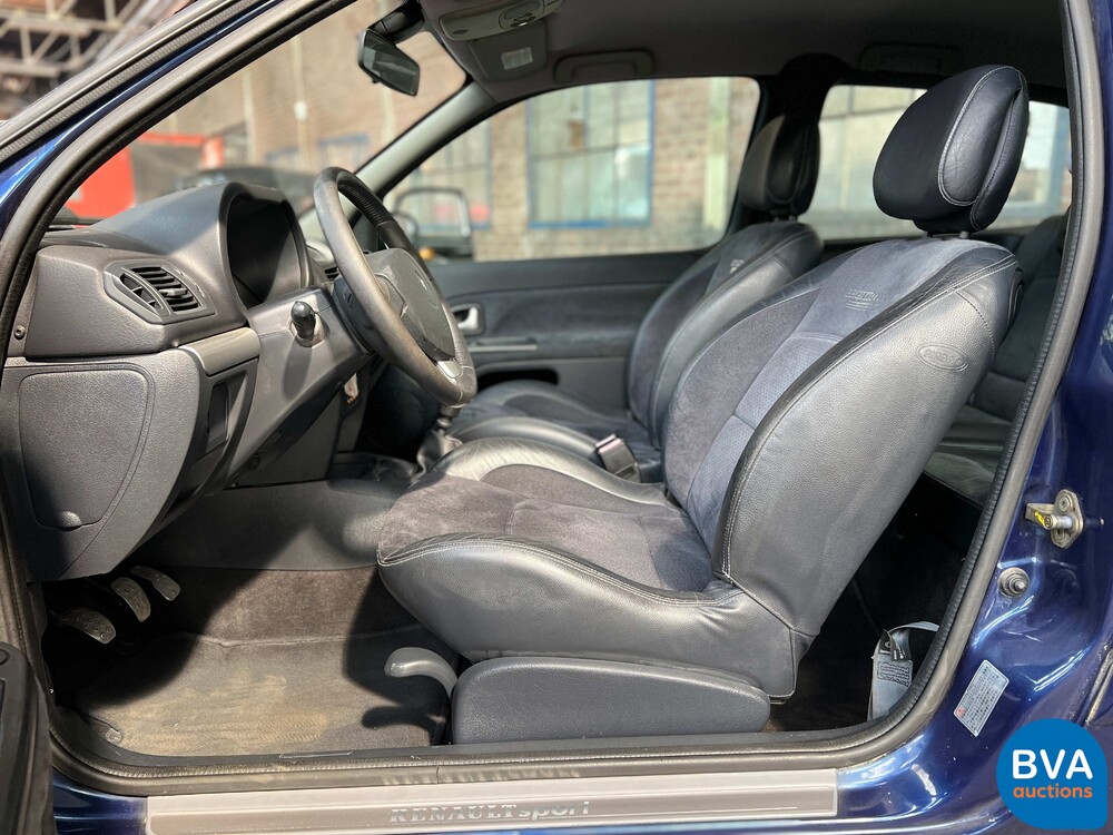 Renault Sport Clio RS2.0 16v 2004 -YOUNGTIMER-.