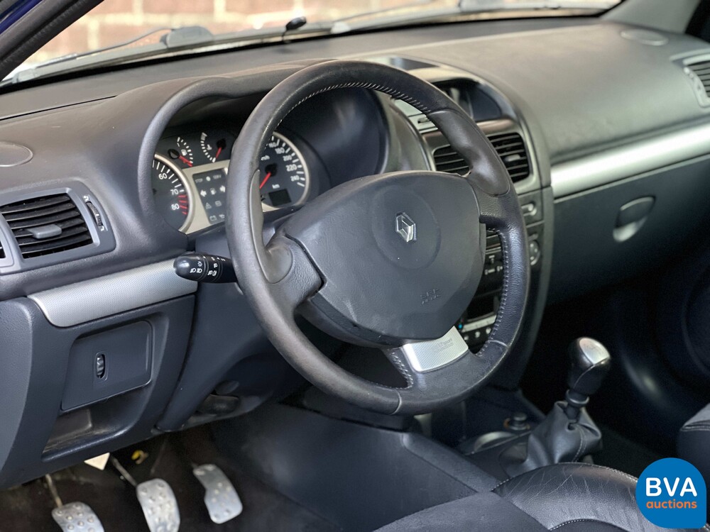 Renault Sport Clio RS2.0 16v 2004 -YOUNGTIMER-.