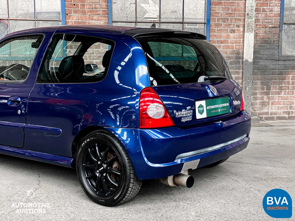 Renault Sport Clio RS2.0 16v 2004 -YOUNGTIMER-.