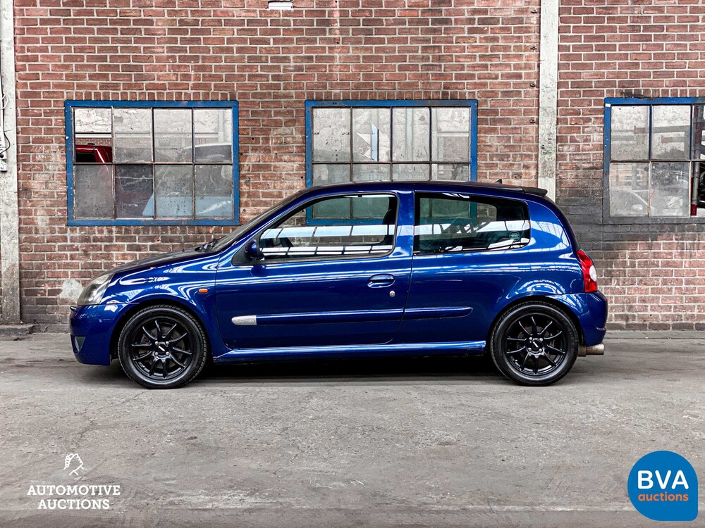 Renault Sport Clio RS2.0 16v 2004 -YOUNGTIMER-.