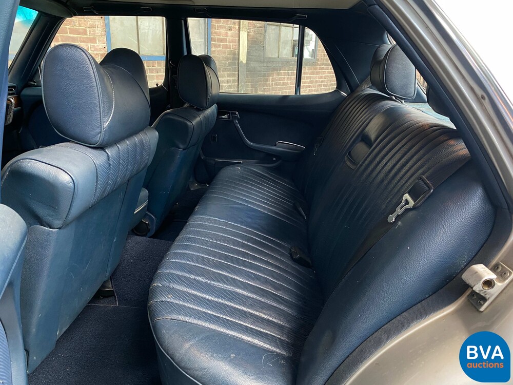 Mercedes-Benz 450 SE S-Klasse 258 PS 1977, 08-YB-12.