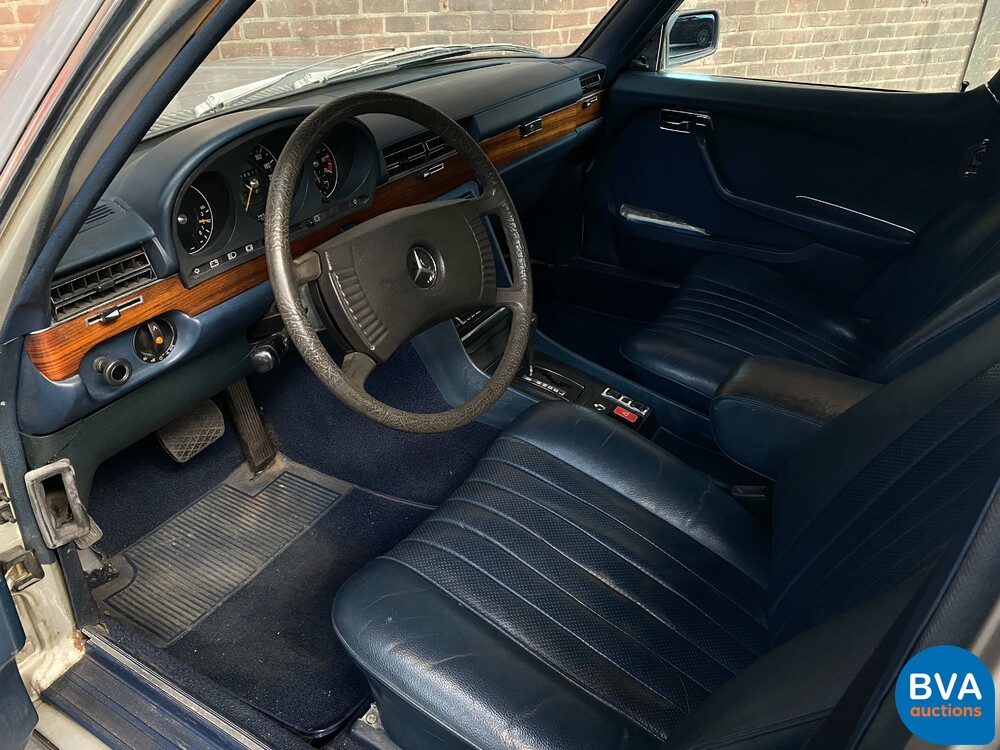Mercedes-Benz 450 SE S-Klasse 258 PS 1977, 08-YB-12.
