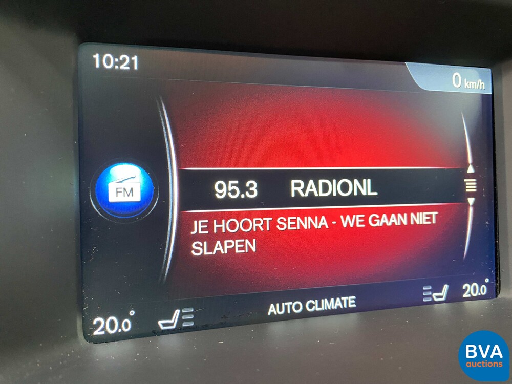 Volvo V60 2.5 T5 Cross Country 253 PS 2016, P-567-KV.