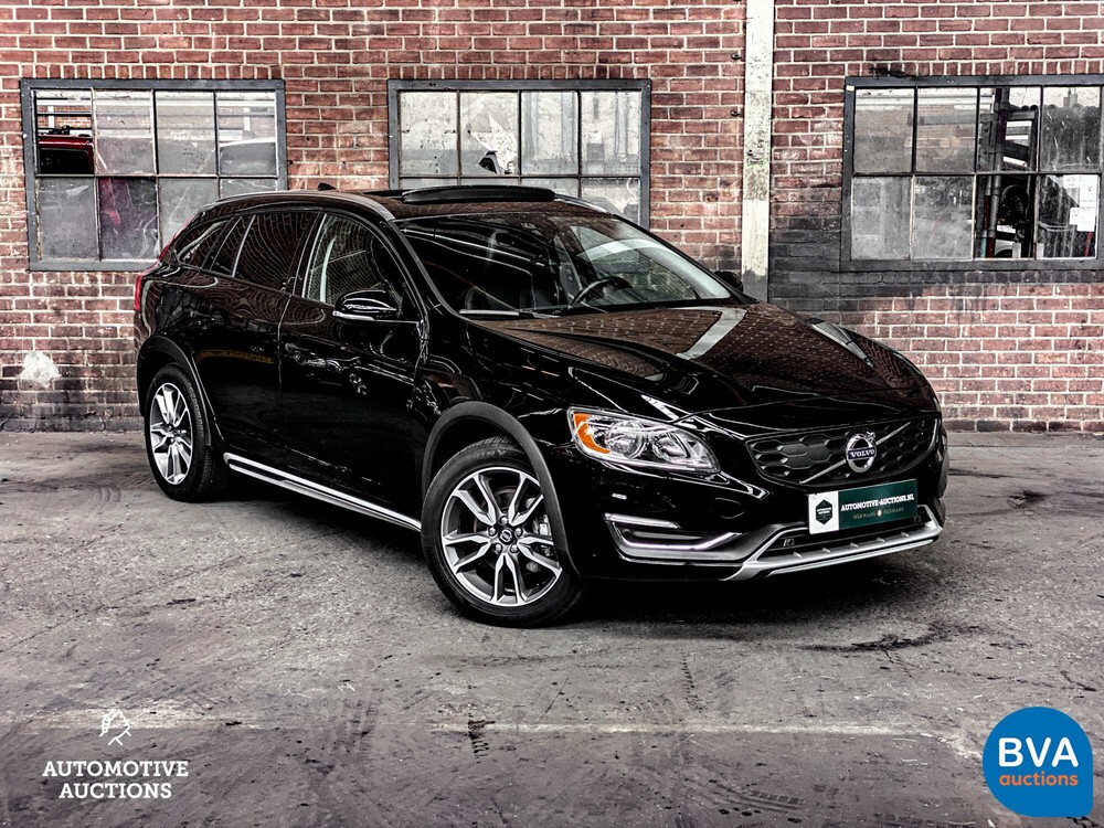 Volvo V60 2.5 T5 Cross Country 253 PS 2016, P-567-KV.
