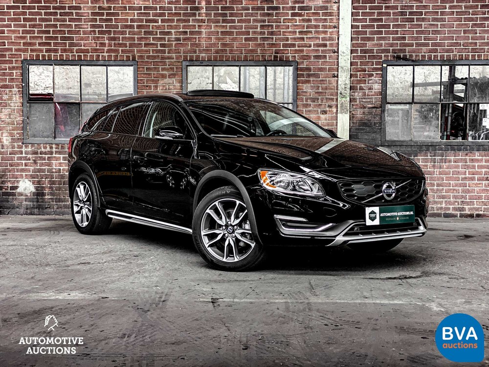 Volvo V60 2.5 T5 Cross Country 253 PS 2016, P-567-KV.