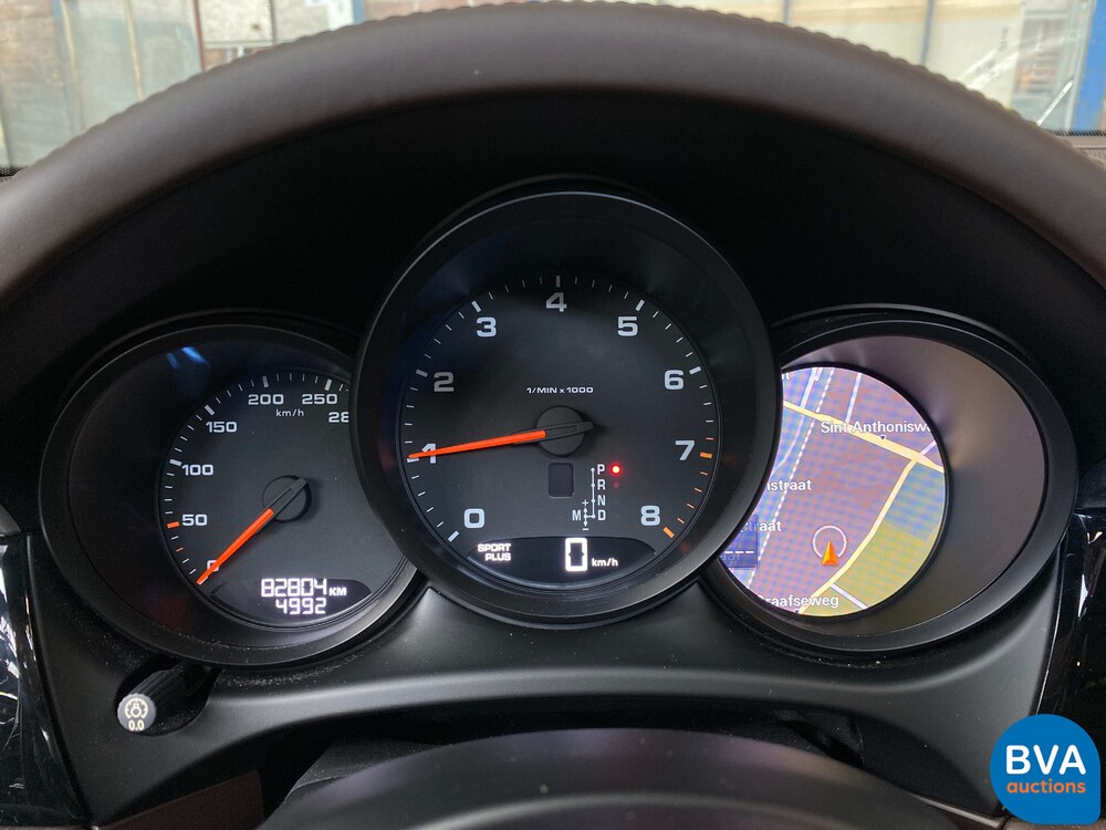 Porsche Macan 2.0 SportChrono 252pk 2016 -Org. NL-, KN-374-H.