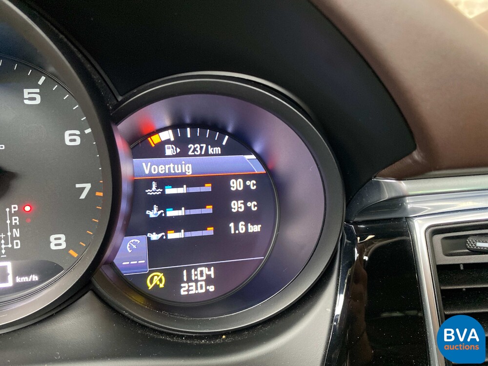 Porsche Macan 2.0 SportChrono 252pk 2016 -Org. NL-, KN-374-H.