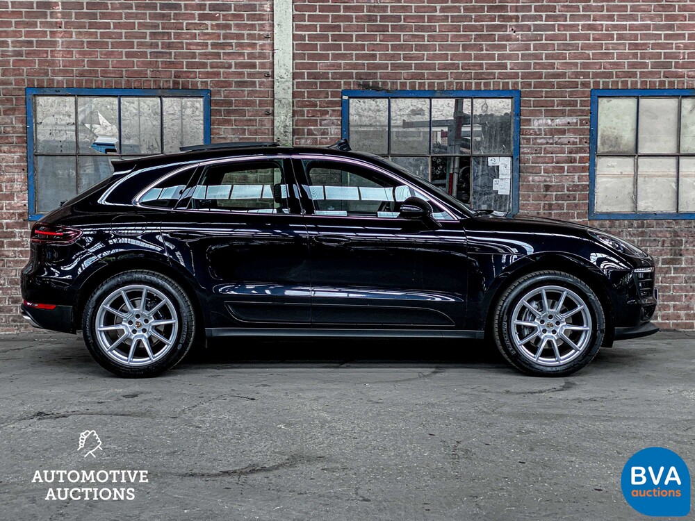 Porsche Macan 2.0 SportChrono 252pk 2016 -Org. NL-, KN-374-H.
