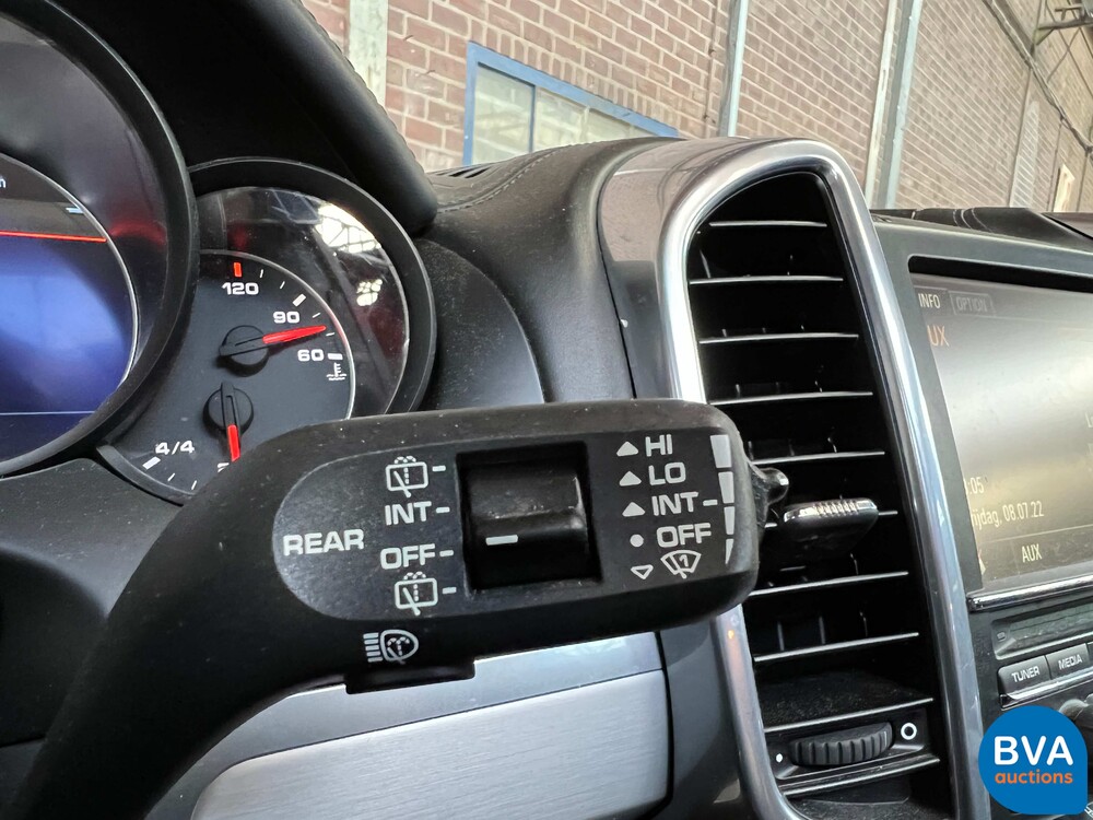 Porsche Cayenne 4.8 Turbo 500 PS 2012, 71-ZVF-9.