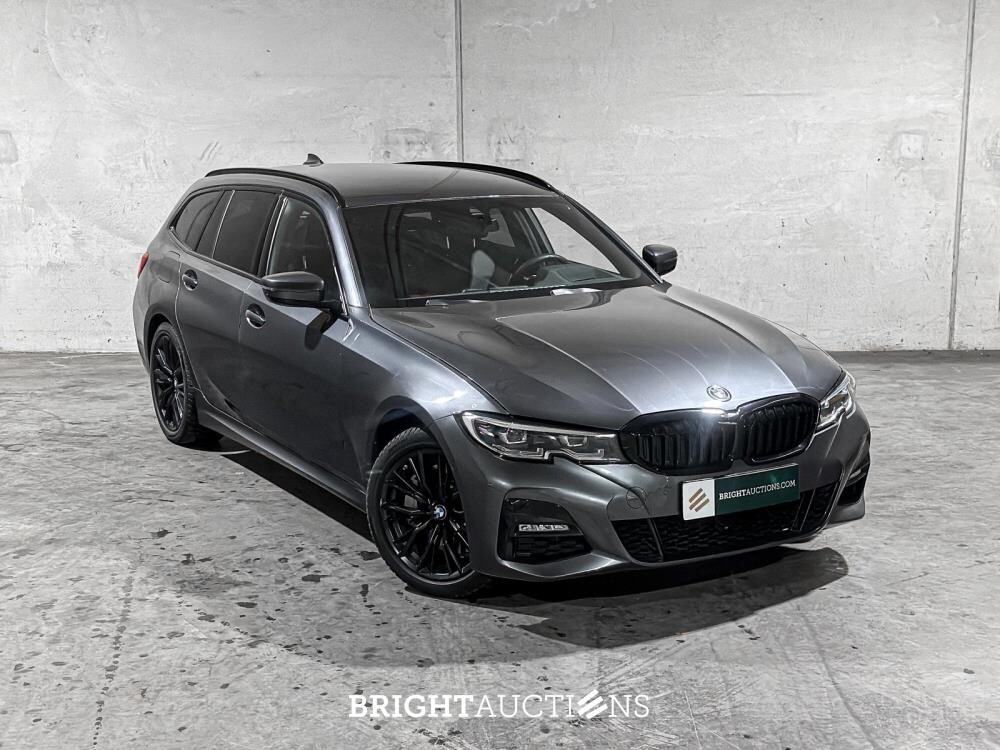 BMW 330e Touring M-Sport Business Edition Plus 292pk 2022 3-serie G21, X-990-TH
