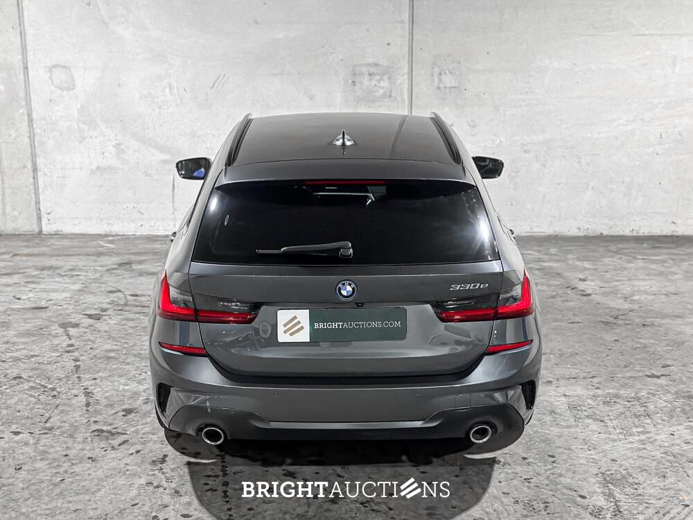 BMW 330e Touring M-Sport Business Edition Plus 292pk 2022 3-serie G21, X-990-TH