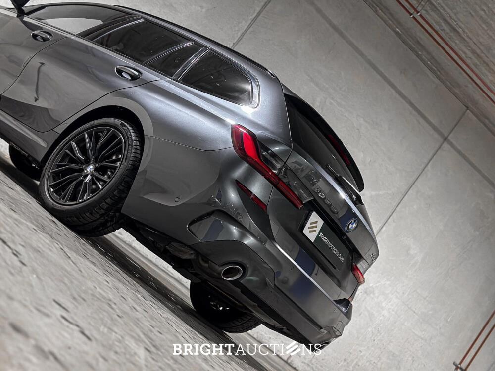 BMW 330e Touring M-Sport Business Edition Plus 292pk 2022 3-serie G21, X-990-TH
