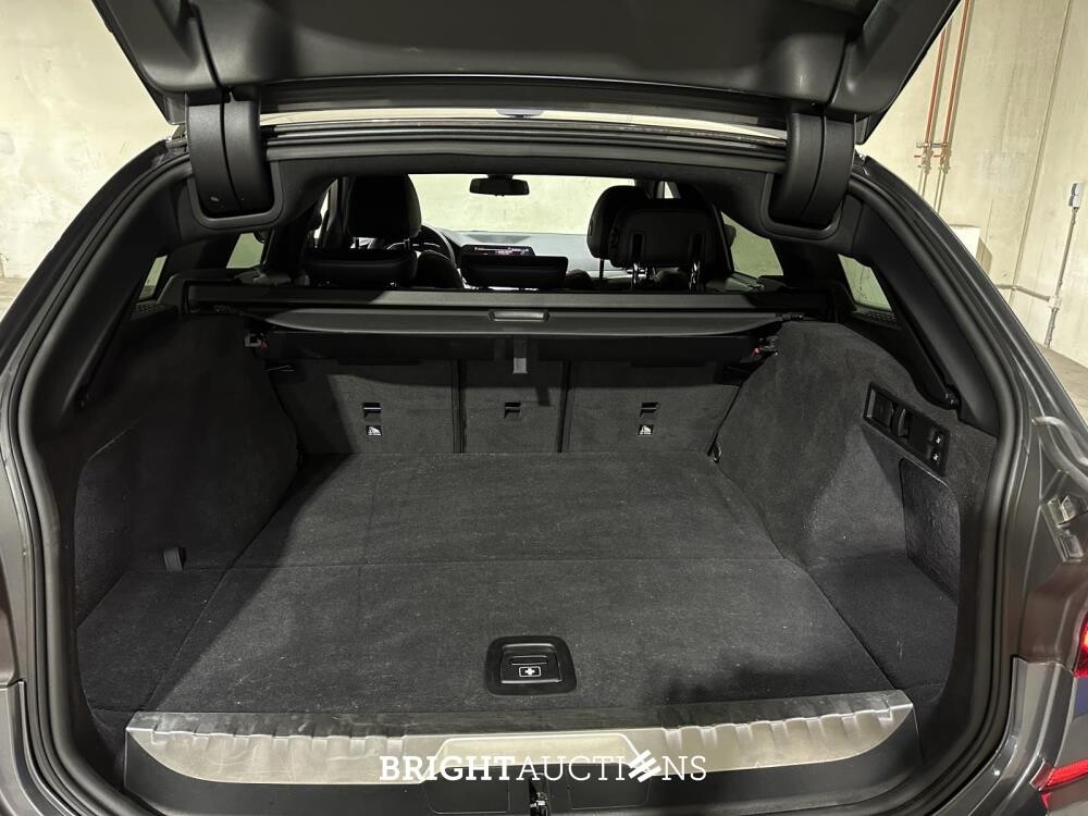 BMW 330e Touring M-Sport Business Edition Plus 292pk 2022 3-serie G21, X-990-TH