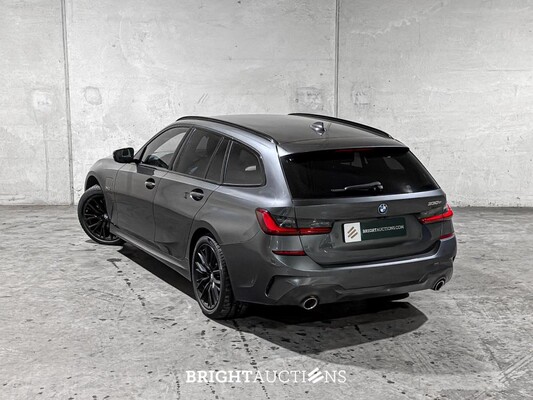 BMW 330e Touring M-Sport Business Edition Plus 292pk 2022 3-serie G21, X-990-TH