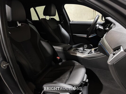 BMW 330e Touring M-Sport Business Edition Plus 292pk 2022 3-serie G21, X-990-TH