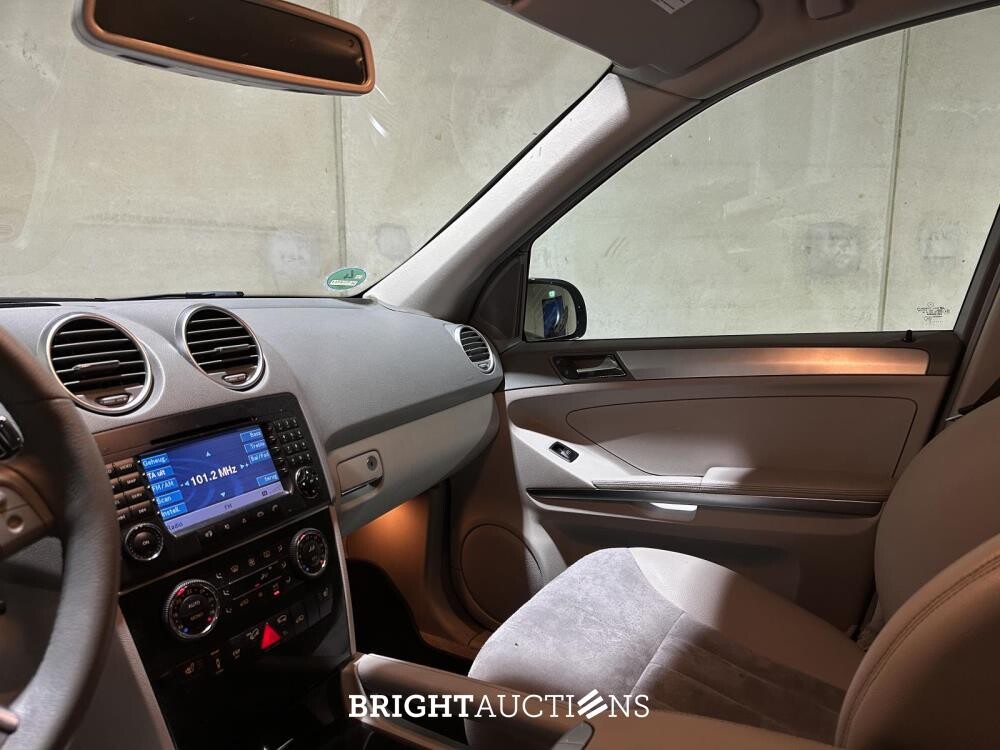 Mercedes-Benz ML500 5.0 V8 306pk 2006 M-klasse, K-267-VB Youngtimer