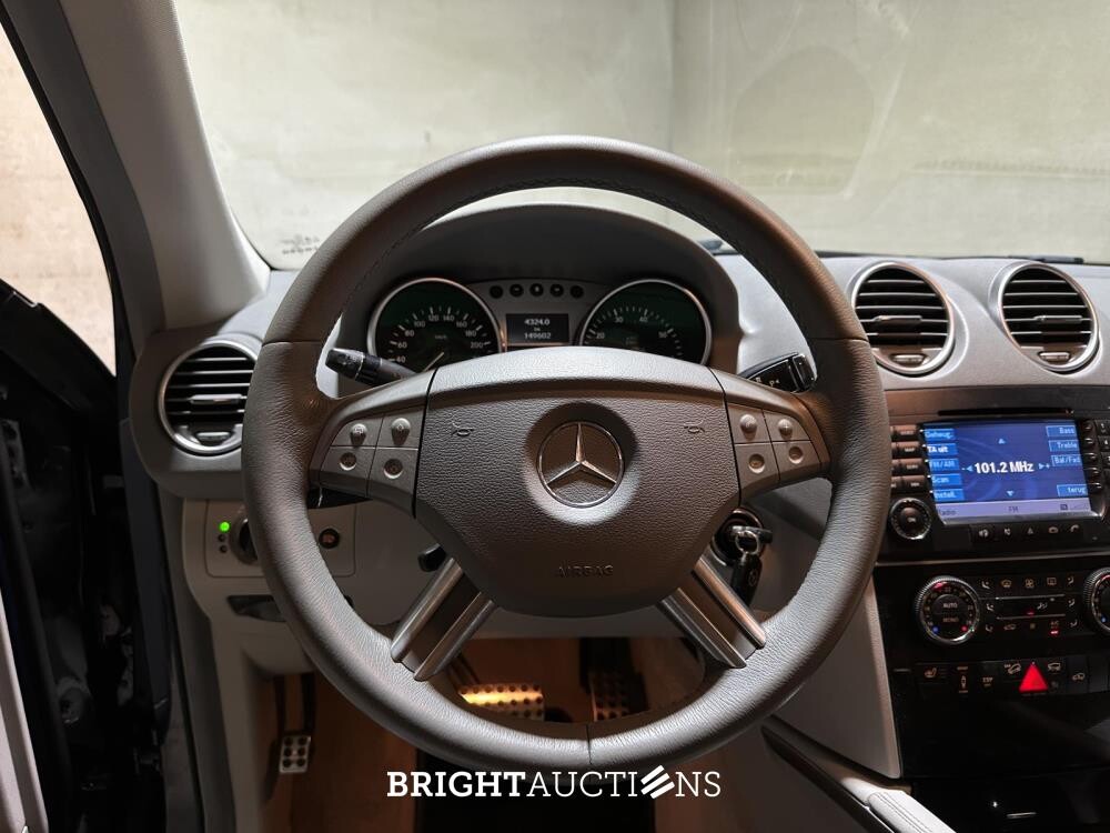 Mercedes-Benz ML500 5.0 V8 306pk 2006 M-klasse, K-267-VB Youngtimer