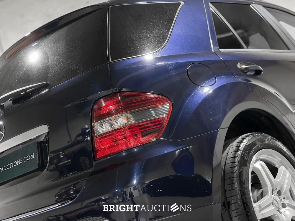 Mercedes-Benz ML500 5.0 V8 306pk 2006 M-klasse, K-267-VB Youngtimer