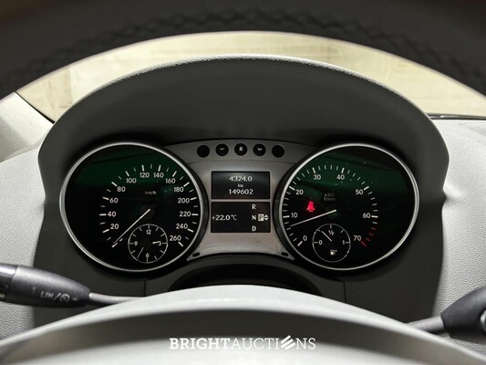 Mercedes-Benz ML500 5.0 V8 306pk 2006 M-klasse, K-267-VB Youngtimer