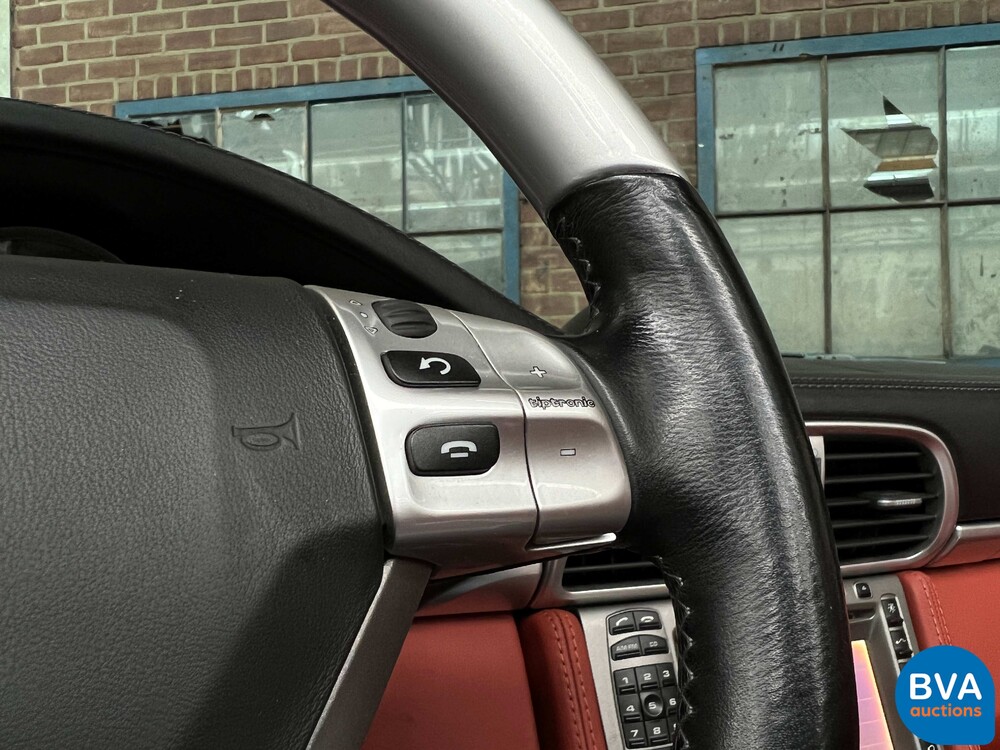 Porsche 911 Cabrio 3.8 Carrera S 355PK 2006, NL ZV-452-H