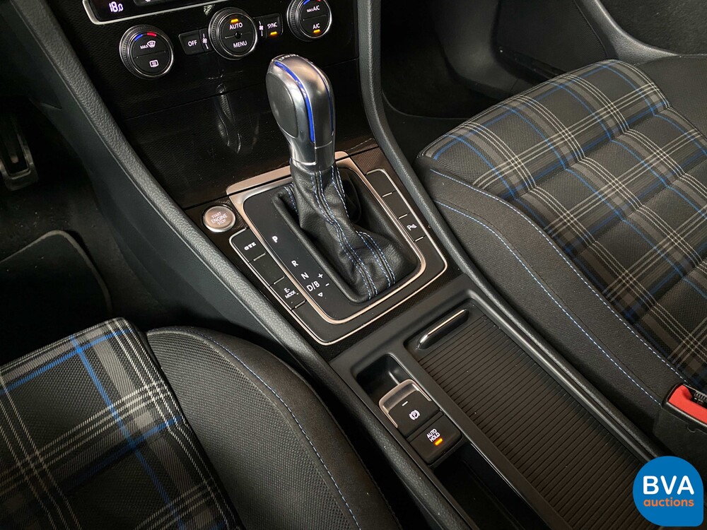  Volkswagen Golf GTE 1.4 TSI 204PK 2015 , JB-996-X