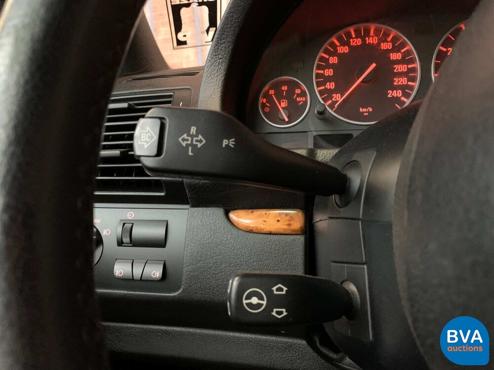 BMW X5 4.4 V8 High Executive 320pk 2006