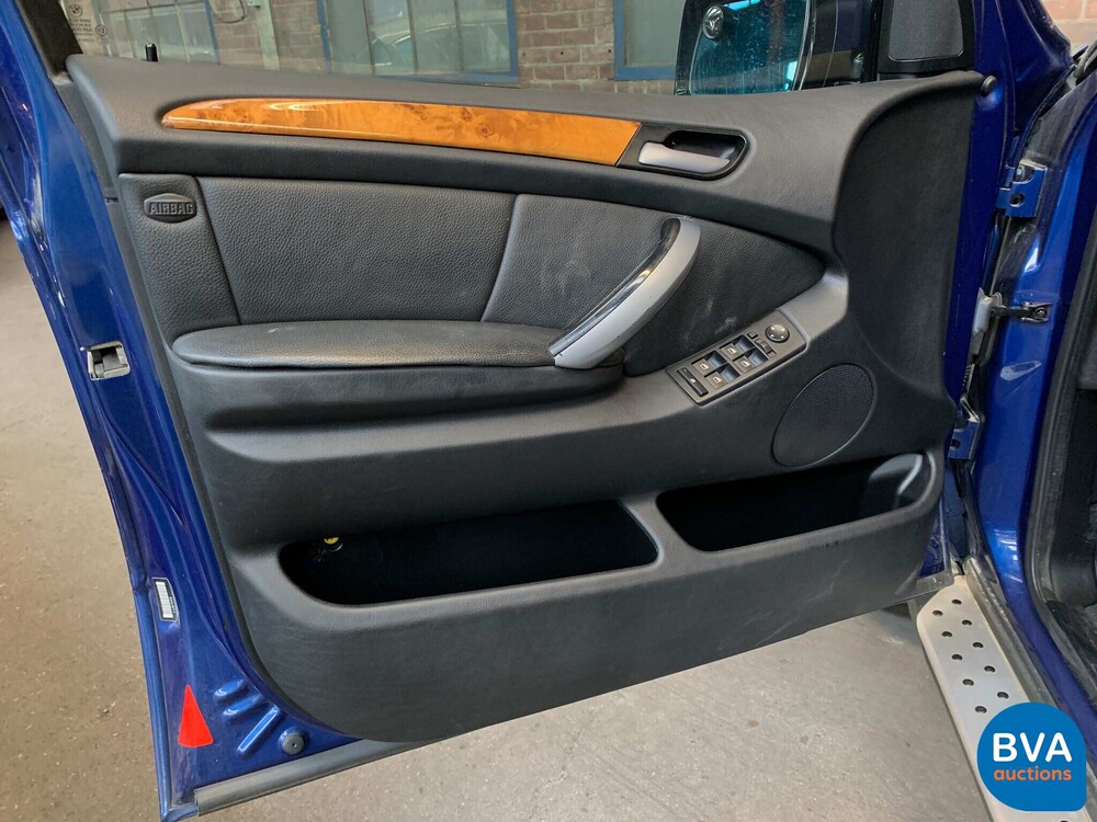 BMW X5 4.4 V8 High Executive 320pk 2006