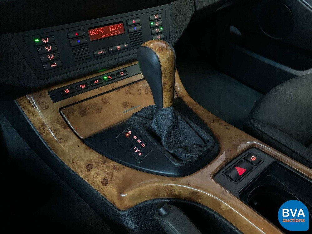 BMW X5 4.4 V8 High Executive 320pk 2006