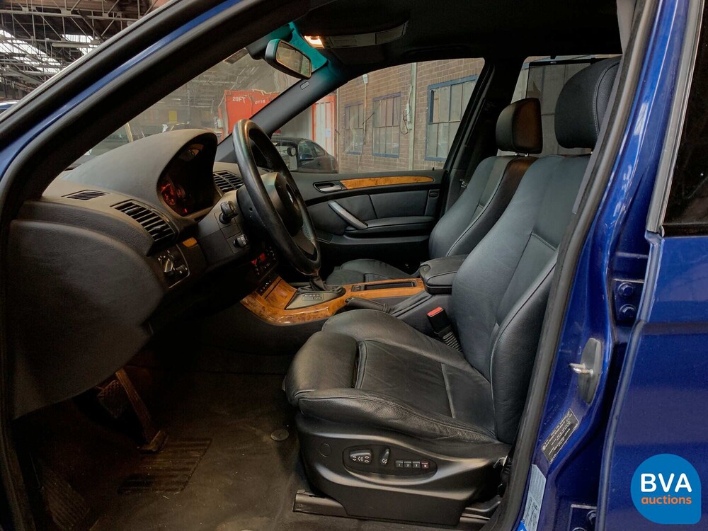 BMW X5 4.4 V8 High Executive 320pk 2006