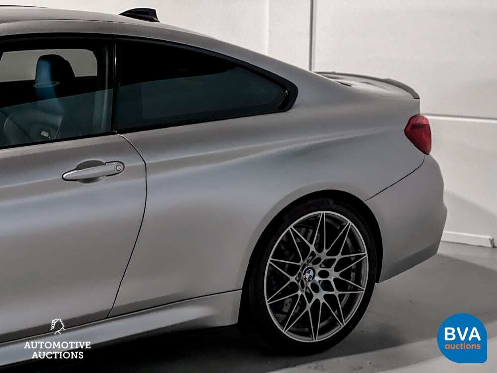 BMW M4 Competition Coupé 450 PS M-Performance 4er, P-767-SK.