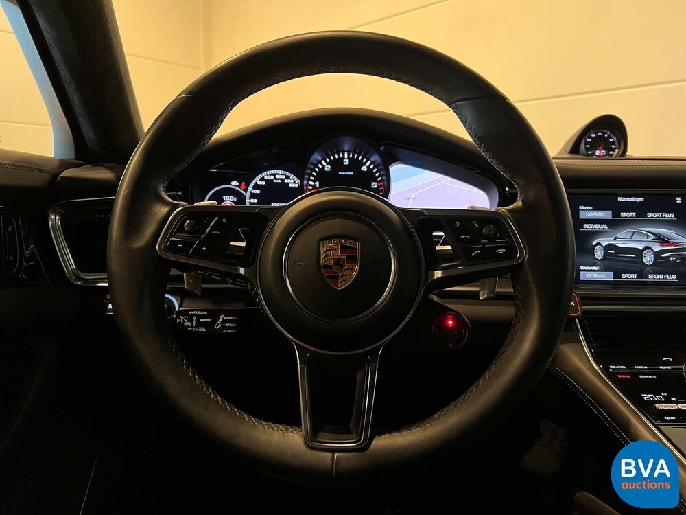 Porsche Panamera 4S Diesel 4.0 V8 421PS 2017 NW-Modell, J-543-VD.