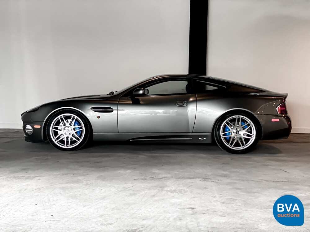 Aston Martin Vanquish 5.9 V12 466 PS 2003.