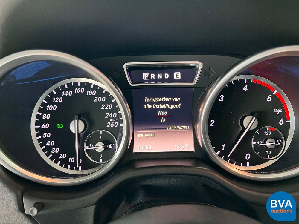 Mercedes-Benz G350d Bluetec G-Class 211pk 2015 NW-Model, JV-613-Z.