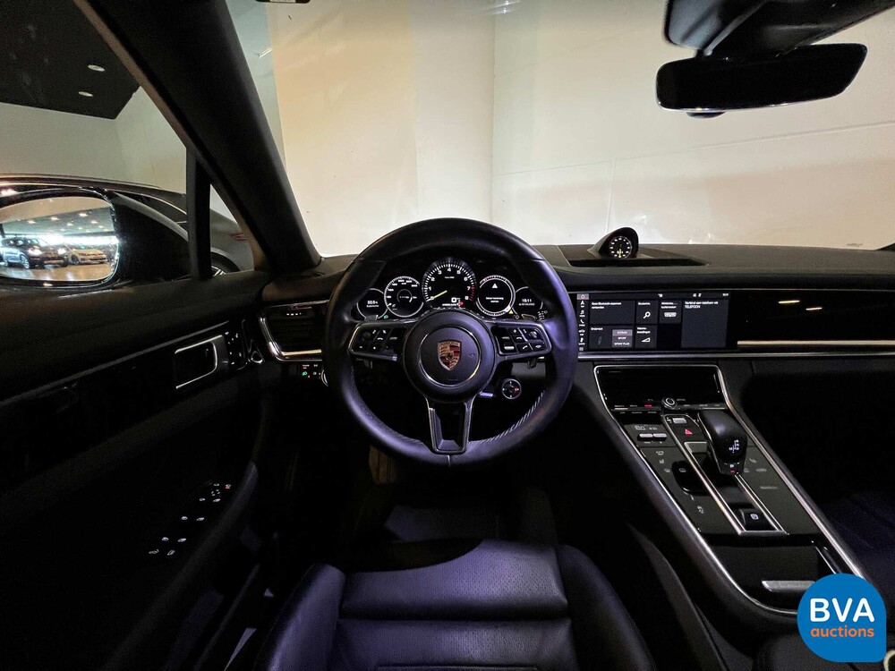 Porsche Panamera 4 Sport Turismo E-Hybrid SportChrono 462pk 2017 Plug-In Hybrid NW MODELL.