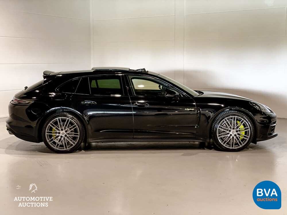 Porsche Panamera 4 Sport Turismo E-Hybrid SportChrono 462pk 2017 Plug-In Hybrid NW MODELL.