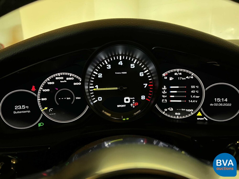 Porsche Panamera 4 Sport Turismo E-Hybrid SportChrono 462pk 2017 Plug-In Hybrid NW MODELL.