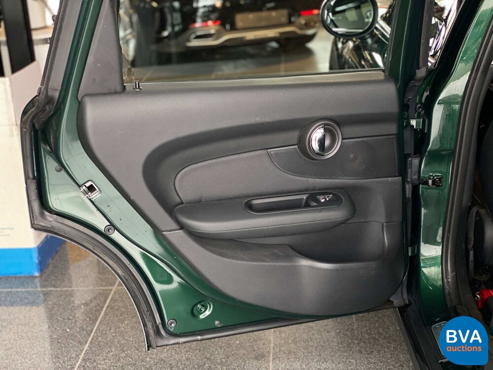 Mini Clubman 1.5D 116pk 2016 Britisch Racing Green Mini Cooper
